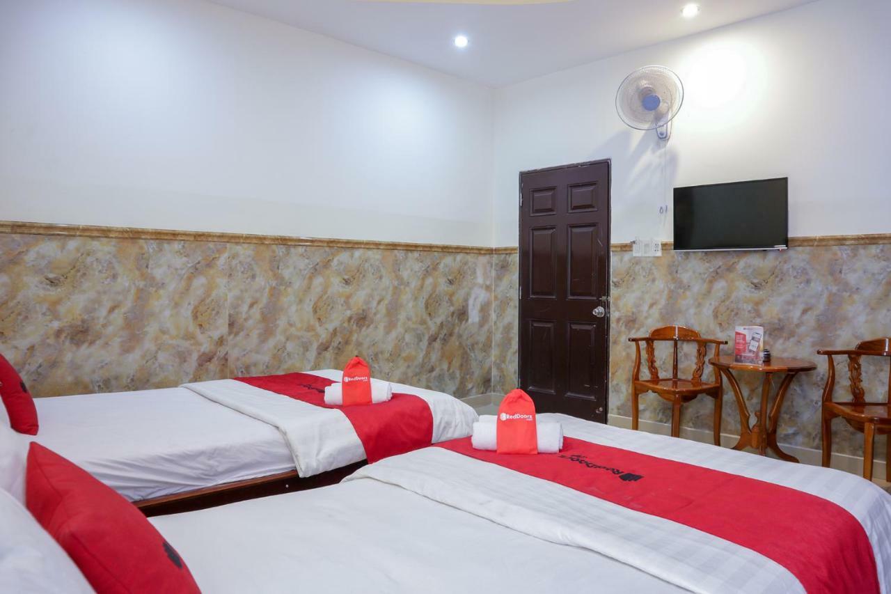 Reddoorz Plus Near Mien Tay Bus Station 2 Ciudad Ho Chi Minh  Exterior foto
